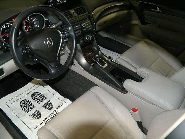 2017 Volkswagen Passat 1.8T R-Line 4dr Sedan